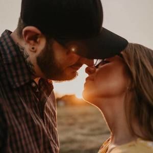 Meet your Posher, Felicia